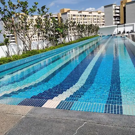 Lm Homeyb 3Br Coastline Family Suite For 4-14 Pax With Nexflix & Coway Water Purifier Tanjung Tokong Exterior photo
